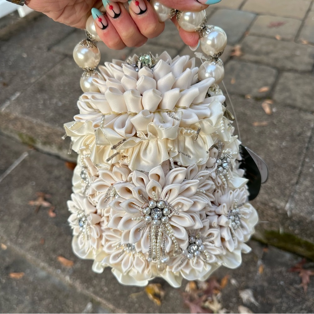 Mary Frances Ivory Satin Floral Pearl-Handle Evening Bag - Picture 5 of 8